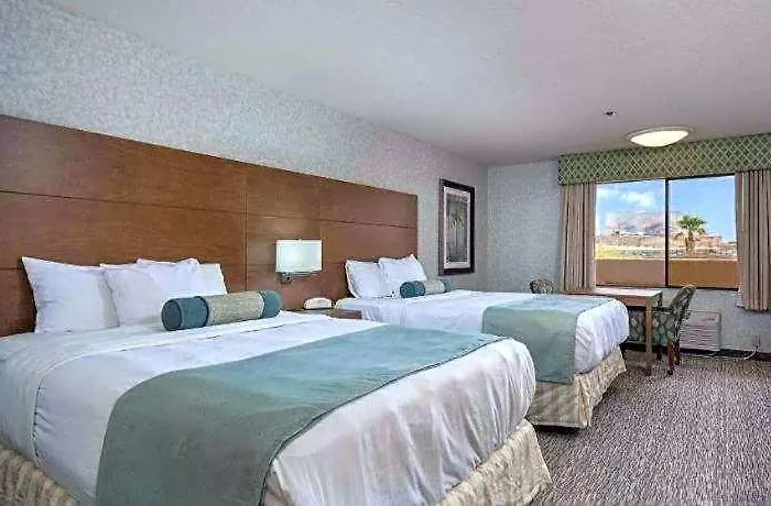 & Hotel 3*